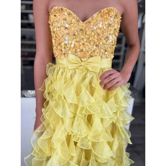 Sherri Hill Yellow Ruffle Organza Strapless Formal Gown $358